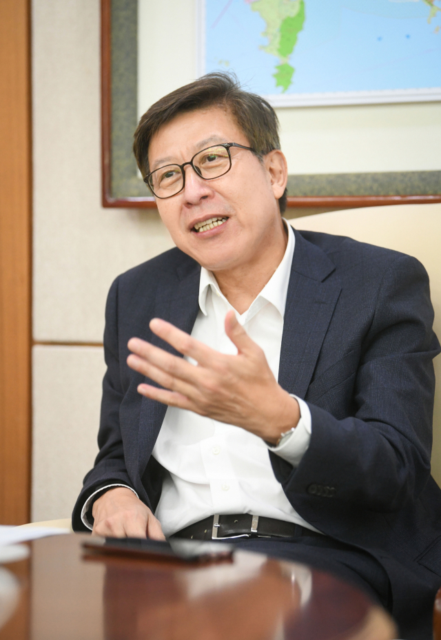 16일로 취임 100일을 맞은 박형준 부산시장이 향후 시정 구상을 밝히고 있다. 부산시 제공.