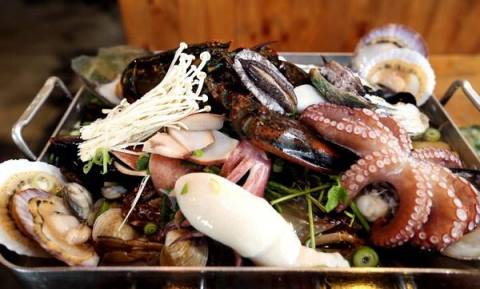 '롯데자이언츠 선수들이 추천하는 맛집', 부산 해운대구 좌동 해물찜 전문점 '석이네 잠수함'. 정종회 기자 jjh@