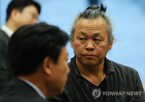 여배우 폭행 의혹을 받는 영화감독 김기덕 씨가 검찰 조사에서 혐의를 인정했다. 사진=연합뉴스
