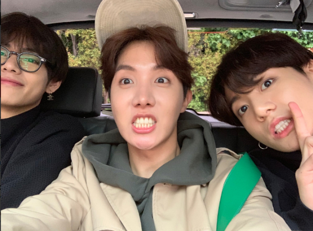 방탄소년단 공식 트위터 계정 캡처.