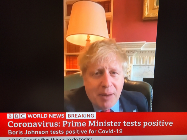 보리스 존슨 영국 총리가 코로나19 양성 판정을 받았다는 BBC 보도.