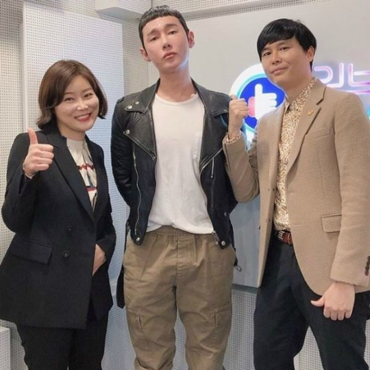 허지웅 SNS 화면 캡처