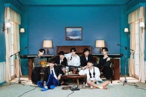 그룹 방탄소년단(BTS)의 '다이너마이트'가 빌보드 글로벌 200과 빌보드 글로벌 차트에서 1위를 기록했다. 빅히트엔터테인먼트 제공