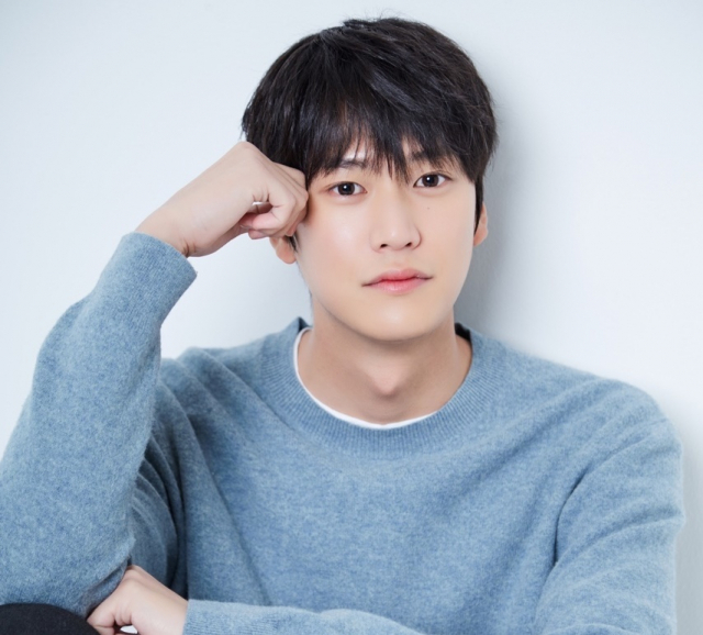 배우 나인우가 최근 인기리에 종영한 tvN 드라마 ‘철인왕후’에서 의금부장 김병인을 맡아 안방극장 시청자에게 눈도장을 톡톡히 찍었다. 큐브엔터테인먼트 제공