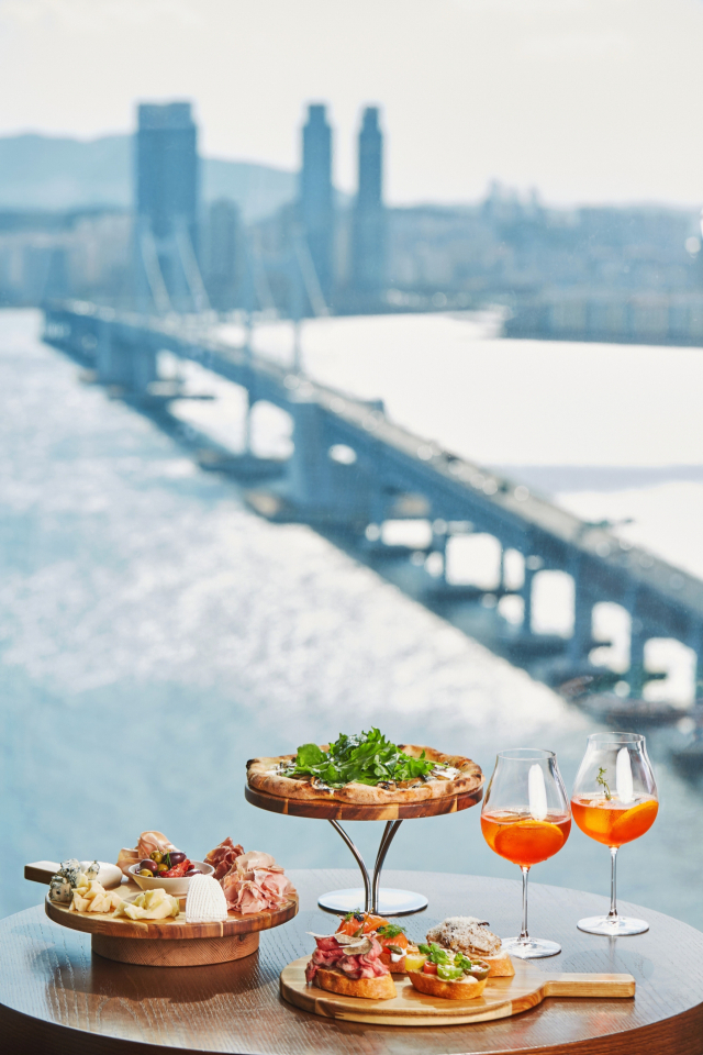 파크 하얏트 부산의 이탈리안 애프터눈 브레이크 세트. 파크 하얏트 부산 제공