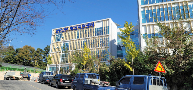 이달 중에 한국조선해양기자재연구원 양산센터가 입주하는 양산산단 내 혁신지원센터 전경. 김태권 기자