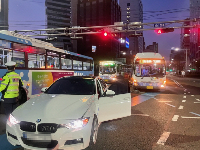 부산경찰청 제공