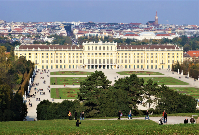 오스트리아 빈의 쇤브룬 궁전.