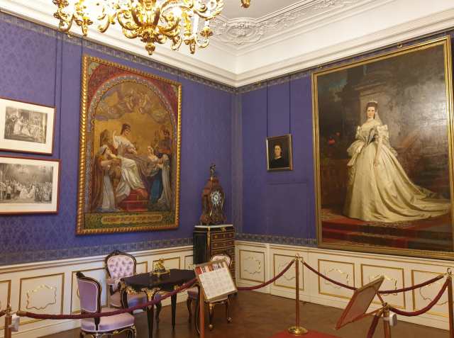 헝가리 부다페스트 인근 괴될뢰 궁전 내부.