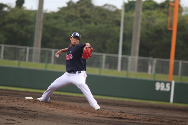 22일 일본 오키나와현 이시가키섬 이시가키 시영야구장에서는 롯데 자이언츠와 지바 롯데 마린스 2군 간 교류 경기가 열렸다. 롯데 선발 나균안은 3이닝 무실점으로 호투했다. 롯데 자이언츠 제공