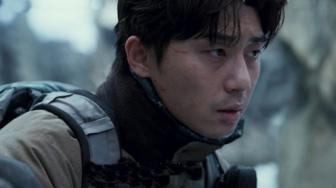 영화 ‘콘크리트 유토피아’ 스틸 컷. 롯데엔터테인먼트 제공