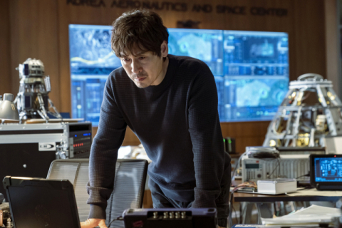 영화 ‘더 문’ 스틸 컷. CJ ENM 제공