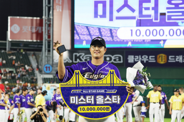 지난 15일 부산 사직구장에서는 2023 KBO 올스타전이 열렸다. 이날 한화 외야수 채은성은 만루 홈런을 기록하며 미스터 올스타로 뽑혔다. 이재찬 기자 chan@