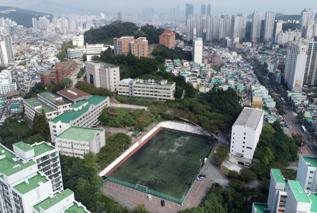 부산 남구 옛 부산외대 부지. 부산일보DB