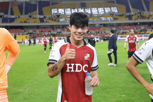 부산아이파크의 최준이 29일 부산아시아드주경기장에서 열린 2023 K리그2 부천FC와의 경기에서 동점골을 넣었다. 부산아이파크 제공