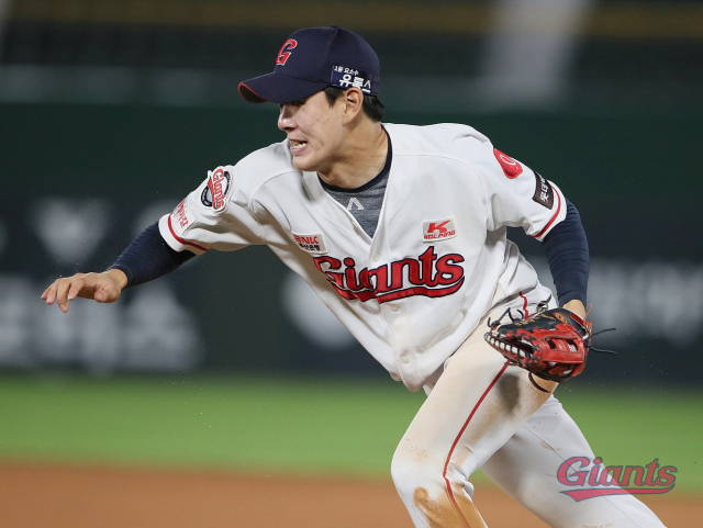 롯데 자이언츠 소속 내야수 나승엽은 다음달 1일 군 만기 제대 후 롯데로 돌아온다. 롯데 자이언츠 제공