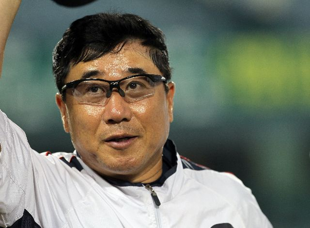 롯데 자이언츠는 김광수 전 두산 베어스 감독대행을 2024시즌 1군 벤치코치로 영입했다. 부산일보DB