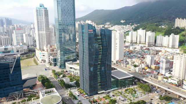 부산은행 본점. 부산일보DB