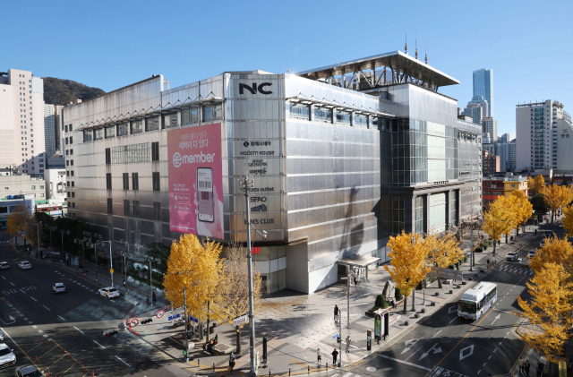 재계약 불발로 인해 NC백화점 서면점이 내년 5월 폐점할 것으로 보인다. 부산 서면 NC백화점 전경. 정종회 기자 jjh@