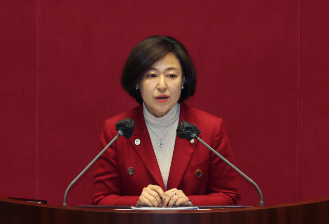 황보승희 전 국회의원이 2023년 6월 국민의힘 탈당과 총선 불출마 선언을 하는 모습. 연합뉴스