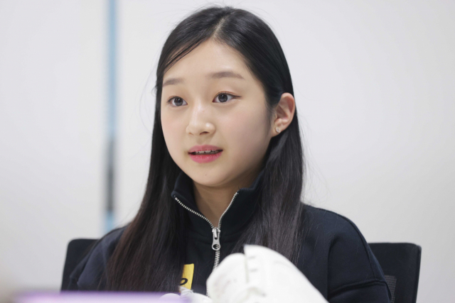 피겨스케이팅 여자 싱글 간판 신지아 선수가 서울 강남구 올댓스포츠에서 연합뉴스와 인터뷰하고 있다. 연합뉴스