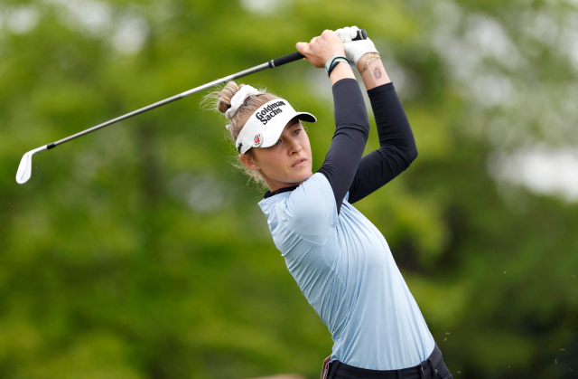 넬리 코르다가 19일(한국시간) LPGA 미즈호 아메리카스오픈 3라운드에서 티샷을 하고 있다. AFP연합뉴스