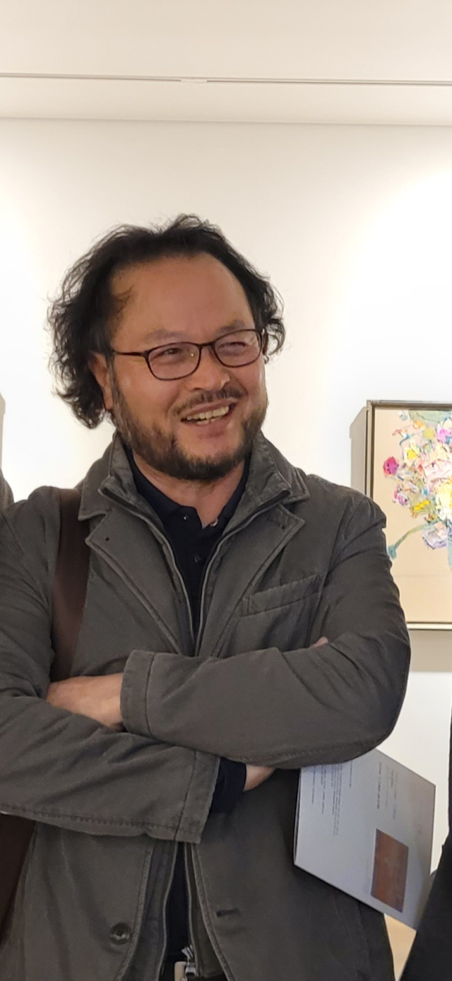 올해 송혜수 미술상을 받은 구명본 작가. 작가 제공