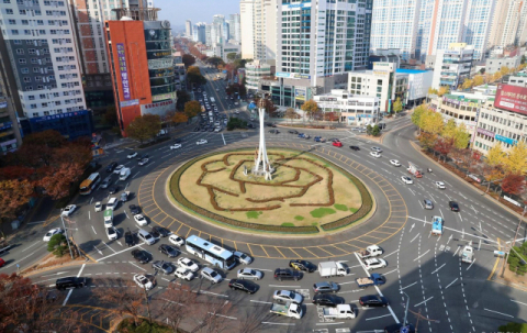 ‘산업수도 상징’ 울산 공업탑 60년 만에 이사 간다