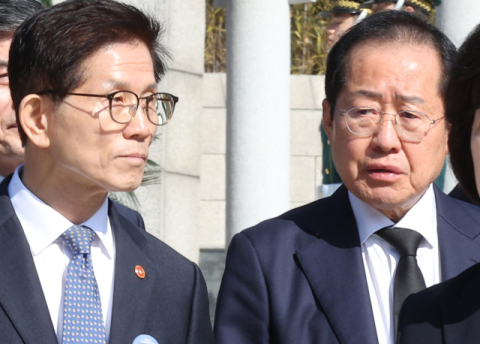 홍준표 “한동훈, 인간말종”… 친한계 “노욕 징글징글”