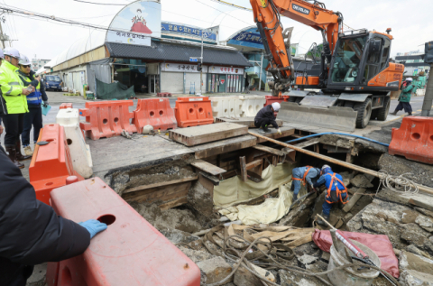 사상~하단선 싱크홀 사고 원인은 '부실 차수 공사'