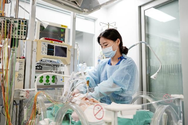 '해운대백병원 고위험 산모·신생아 통합치료센터'가 개소 1년을 맞았다. 운영 중인 센터 내부 모습. 해운대백병원 제공