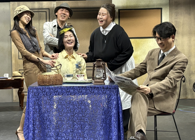 극단 아센의 심리 스릴러물 '가스등' 공연 모습. 극단 아센 제공