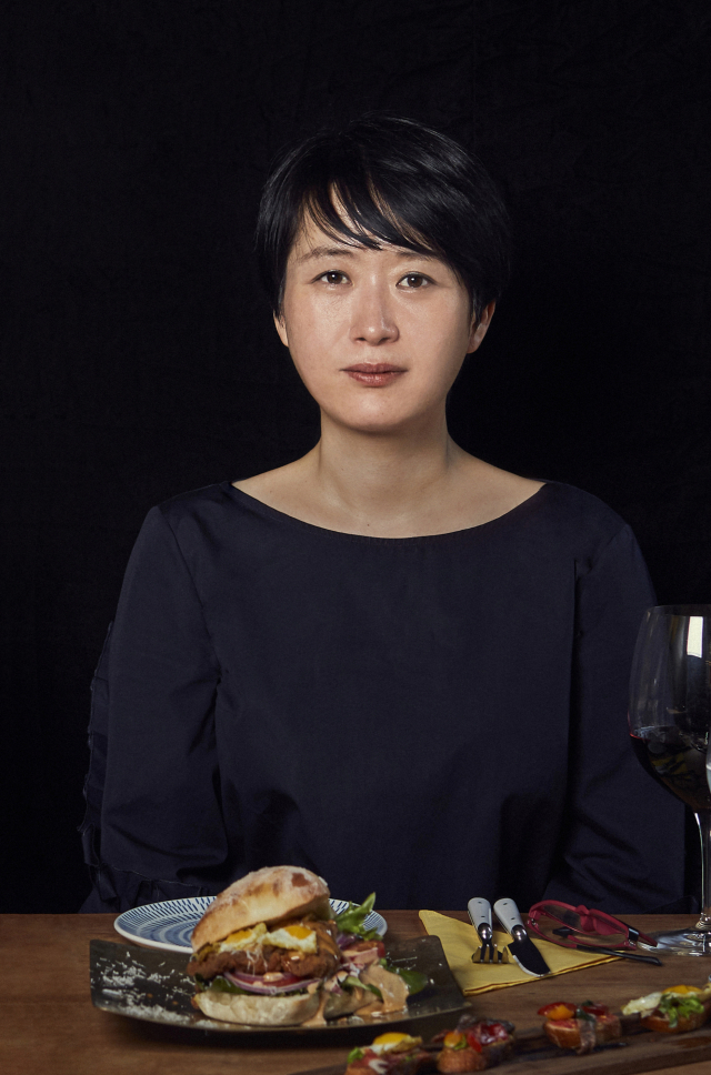 제33회 오영수문학상 수상자인 천운영 소설가. 오영수문학상 운영위 제공