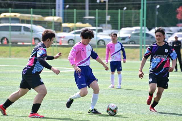이번 대회는 도내 18개 시군에서 역대 최대 규모인 4500여 명의 선수단 등이 참가했으며, 29개 종목에서 선의의 경쟁이 펼쳐졌다.