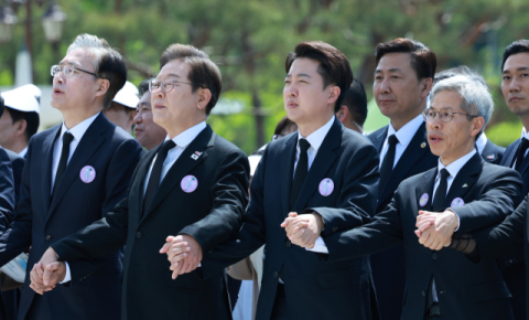 '5월 민주화 정신 계승' 한목소리… 정치권은 '정쟁' 눈살