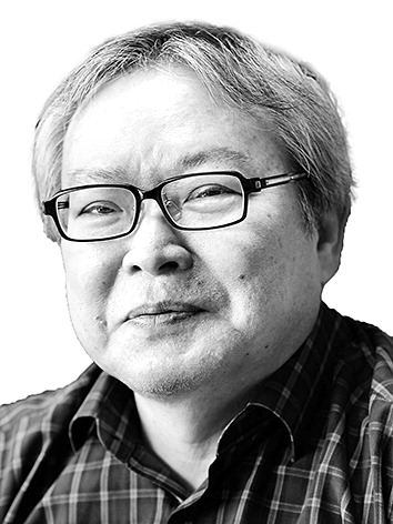 [구모룡 칼럼] 떨어져 갈라진 종이 울릴 때