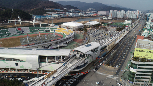 부산도시철도 1호선 노포역과 경남 양산시 북정동을 잇는 양산선 4공구가 지난해 12월 완공됐다. 부산일보DB
