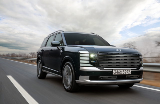 글로벌 SUV 강세 속에 국내에서 대형 SUV 출시가 잇따르고 있다. 현대차 '디 올 뉴 팰리세이드'. 현대차 제공