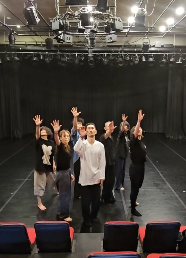 댄스 프로젝트 에게로의 '염증' 연습 장면. 에게로 제공