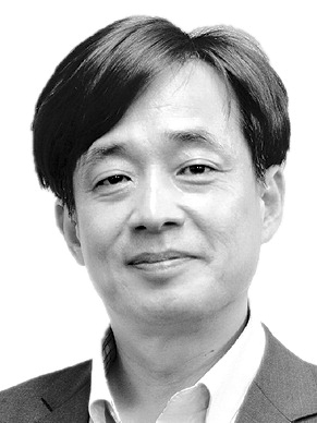 [천영철의 사리 분별] 그들은 서럽고 막막할 뿐이다