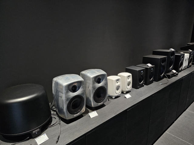 제네렉 제품들도 있다. 왼쪽부터 ‘F1’, ‘G3’, ‘G1’. 조경건 부산닷컴 기자