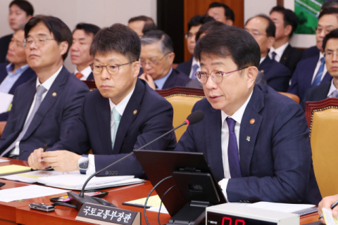 [사설] 가덕신공항 수의계약 후 6개월간 허송세월한 현대건설