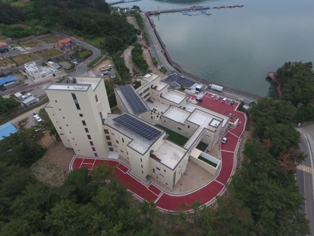 고성군 고성읍 신월리에 건설된 유스호스텔. 고성군 제공