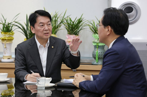 당 혁신위 키 잡은 안철수 “저항과 힐난 각오, 정면승부할 것”