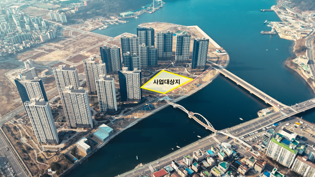 (가칭)고현1초등학교와 탁구전용구장이 들어설 고현항 항만재개발사업 부지 내 학교시설 용지. 거제시 제공