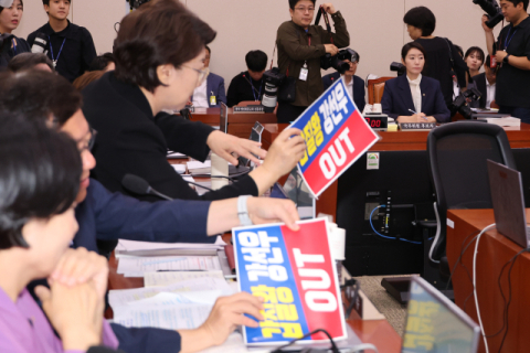 강선우 ‘갑질’, 정동영 ‘가족 이해충돌’… 후보자별 의혹 해명은