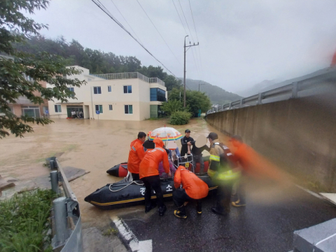 창녕에 370mm 물폭탄…밀양 요양병원 대피