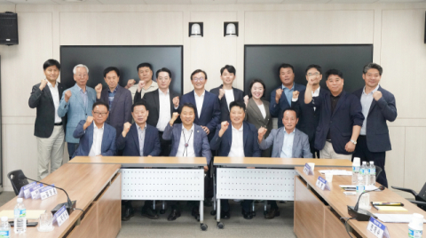 전재수 해수장관, 선원노련 의장단과 간담회…선원 현장 현안 논의