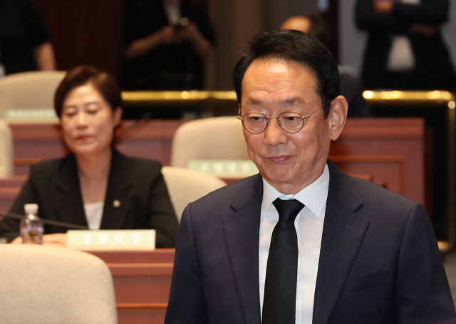 국민의힘 김도읍 의원이 1일 서울 여의도 국회에서 열린 의원총회에 참석하고 있다. 연합뉴스