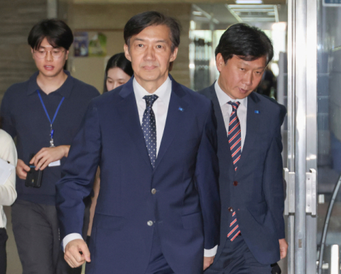 혁신당 ‘성 비위’ 여진 여전, 추미애 “진실 게임 전환”… 수습 나선 조국